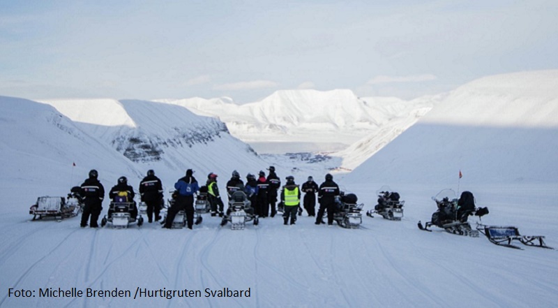 Snscootersafari mot Tempelfjorden (6,5-8 timer)